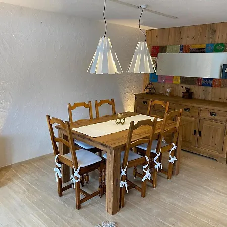 Erdgeschosswohnung, Sitzplatz, Garten, Nichtraucher