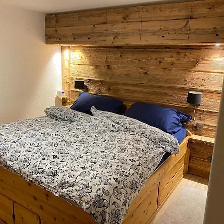 Apartment Erdgeschosswohnung, Sitzplatz, Garten, Nichtraucher Gstaad