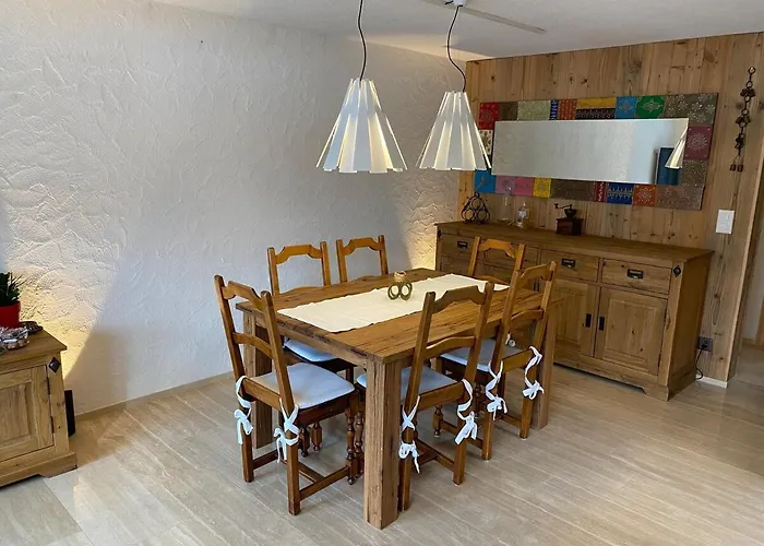 Erdgeschosswohnung, Sitzplatz, Garten, Nichtraucher